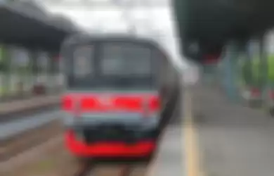 Video viral penumpang difabel ditolak naik KRL di Stasiun Solo Balapan.