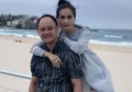 18 Tahun Jadi Istri Pilot, Begini Potret Kehidupan Mewah Iis Dahlia: Punya Geng Sosialita Bareng Mayangsari hingga Rumah Mewah Senilai Belasan Miliar