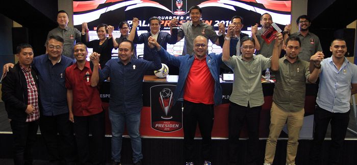 Para manajer klub-klub yang lolos ke perempat final Piala Presiden 2019 yang digelar di ruang media Stadion Utama Gelora Bung Karno (SUGBK), Selasa (19/3/2019).