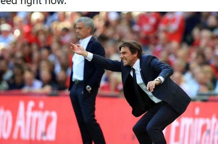 Ekspresi Jose Mourinho dan Antonio Conte saat mendampingi timnya di pinggir lapangan.