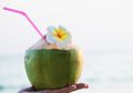 Coba Cuci Muka dengan Air Kelapa Muda Setelah Terpapar Sinar Matahari, Hal Menakjubkan Ini yang Akan Terjadi