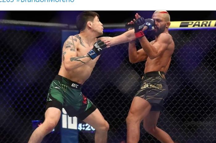 Momen duel dari kelas terbang antara, Brandon Moreno vs Deiveson Figueiredo di UFC 263, Minggu (13/6/2021) WIB di Arizona.