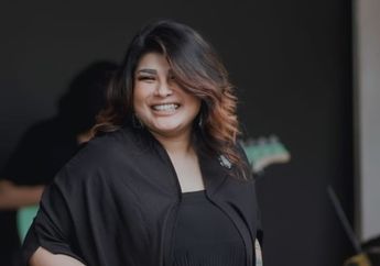 Kembali ke Islam Setelah 13 Tahun Peluk Agama Lain, Penyanyi Cantik Ini Pasrah Dijauhi Teman dan Diabaikan Banyak Orang: Aku Serahin ke Allah Aja
