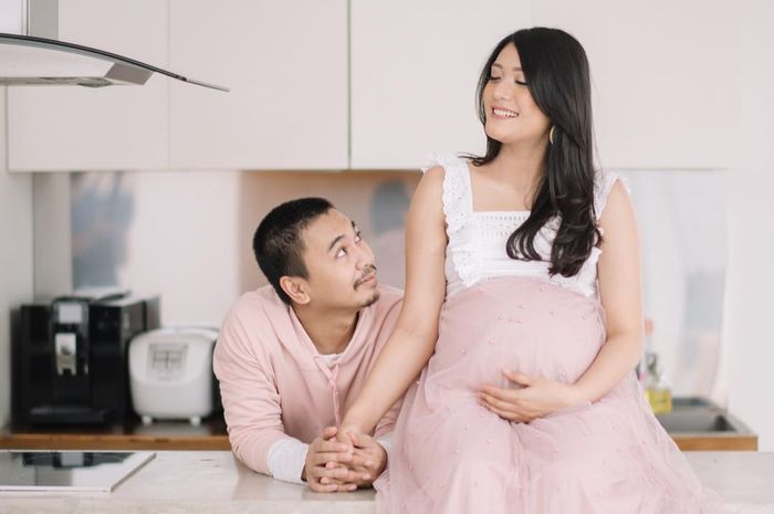 Bikin Ngakak! Jadi Ayah Baru, Raditya Dika Belum Berani