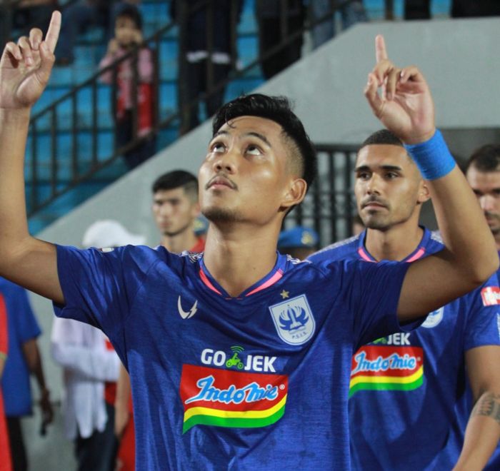 Gelandang PSIS Semarang, Tegar Infantrie, mendapat panggilan dari timnas U-22 Indonesia.