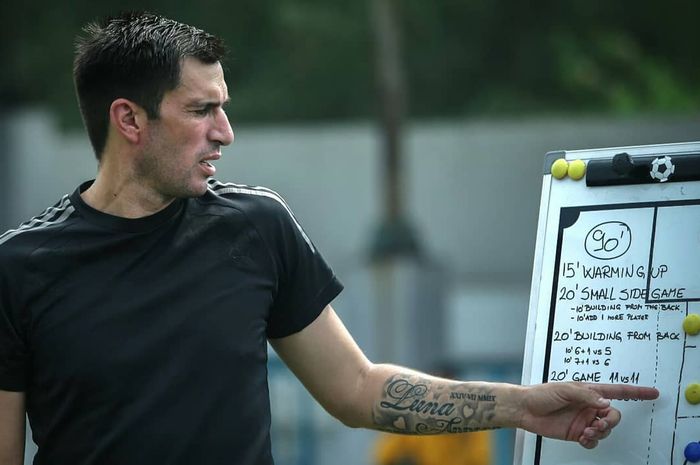 Pelatih PSIM Yogyakarta, Vladimir Vujovic.