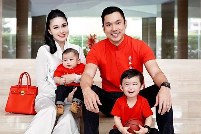 Matang Siapkan Masa Depan Dua Putranya, Sandra Dewi Tabung Penghasilan