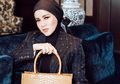 Tanpa Umbar Tubuh Seksi Saat Olahraga, Tampilan Olla Ramlan dengan Busana Sports Wear Hijab Justru Curi Perhatian