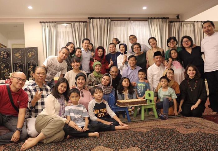 Ruang tamu Taufik Hidayat