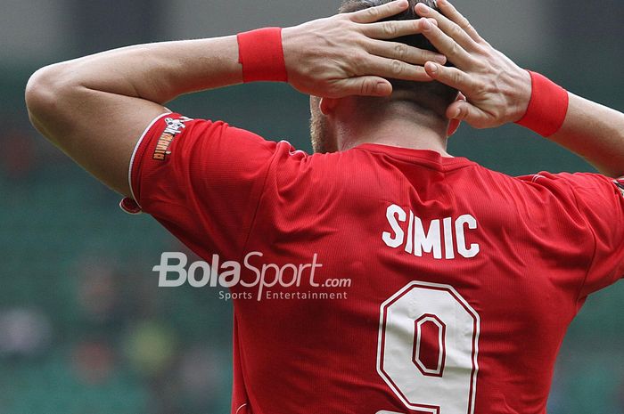 Penyerang asing Persija Jakarta, Marko Simic (tengah) belum tentu dimainkan Thomas Doll di pekan kedua Liga 1 2023.