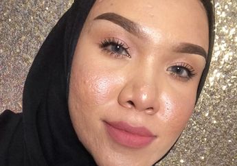 Tutorial Makeup Simpel Buat Bukber untuk Kulit Berjerawat ala Selebgram. Tiru, Yuk!
