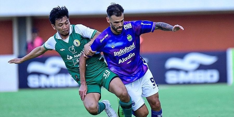 Luis Milla Out, Bagaimana Nasib Pemain Spanyol di Persib Bandung?