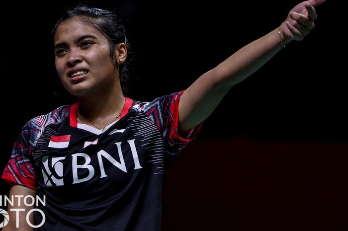 Pebulu tangkis tunggal putri Indonesia, Gregoria Mariska Tunjung, saat menghadapi An Se-young dari Korea pada pertandingan grup A BWF World Tour Finals 2022 di Nimibutr Arena, Bangkok, Thailand, Kamis, 8 Desember 2022