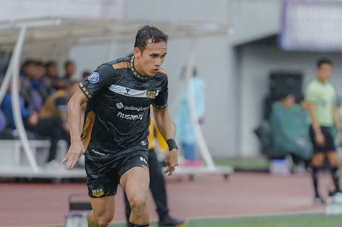 Egy Maulana Vikri membela Dewa United Vs Barito Putera