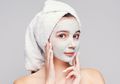 Atasi Pori-pori Besar dan Komedo dengan Clay Mask di Bawah 100 Ribu Rupiah