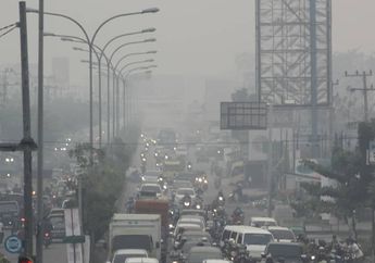 Hujan Buatan Jadi Solusi Kabut Asap di Riau, Hampir 100 Ton Garam Digunakan!