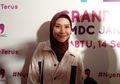 Dinikahi Sutradara Kondang, Artis Cantik Ini Ketahuan Tak Bisa Nyalakan Kompor, Anaknya Kelaparan Justru Ngadu ke Suami