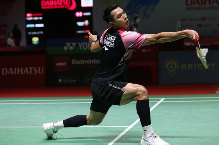 Pebulu tangkis tunggal putra Indonesia, Jonatan Christie, pada babak perempat final Indonesia Masters 2023 di Istora Senayan, Jakarta, Jumat (27/1/2023).