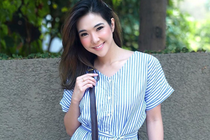Gempi memang kerap mengikuti kegiatan berbisnis Gisel. Salah satunya ketika Gempi terlihat menemani Gisel saat launching varian kue.