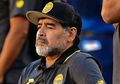 Dikagumi Anak Didiknya, Wajah Diego Maradona Jadi Inspirasi Tato di Paha Kiper Dorados