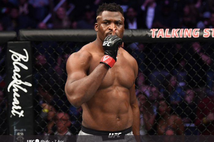 Petarung UFC asal Kamerun yang kini jadi buron para petinju, Francis Ngannou.