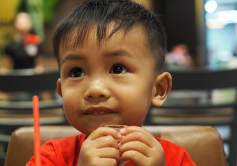 Bolehkah Anak 1 Tahun Makan Ciki? Ternyata Ini yang Akan Terjadi pada Anak Jika Sering Makan Snack Tinggi MSG