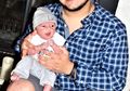 Bayi Ini Tewas Terhimpit Tubuh Ayahnya Saat Tidur Bersama: Tidur Bersama Bayi Memang Baik, Tapi Pastikan Anda Lakukan Ini