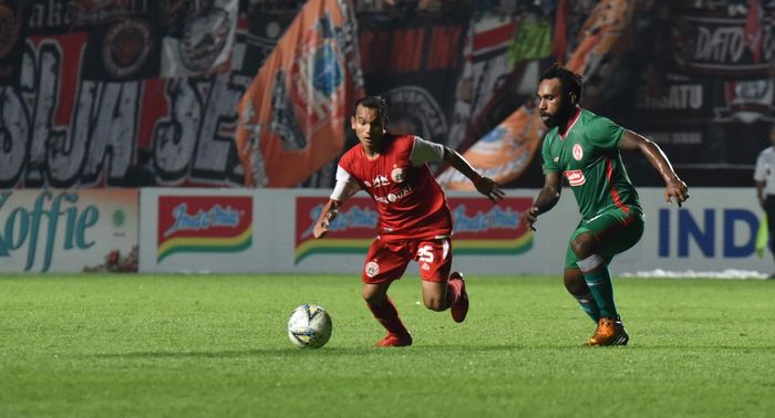 Aksi Riko Simanjuntak pada laga Persija Jakarta kontra PSS Sleman di Stadion Maguwoharjo, Sleman, Jumat (15/3/2019).