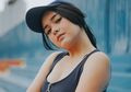 Seksinya Amanda Manopo Berjemur Pakai Busana Terbuka Belahan Dada Terlihat!