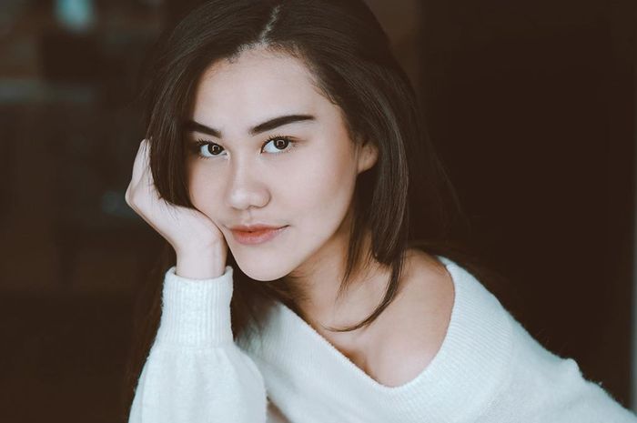 Unggah Foto Seksi Pakai Handuk Kimono di Kamar Mandi, Kaki Aaliyah