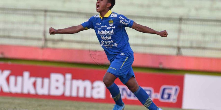 Parade Video Gol Febri Hariyadi Selama Membela Persib Bandung