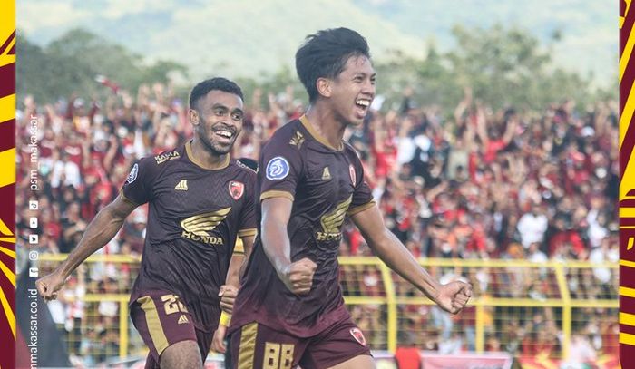 Gelandang PSM Makassar, Ananda Raehan (tengah) mencetak satu gol dalam kemenangan 3-1 atas Bhayangkara FC di Stadion Gelora BJ Habibie, Parepare, pada Jumat (17/3/2023) sore WIB.