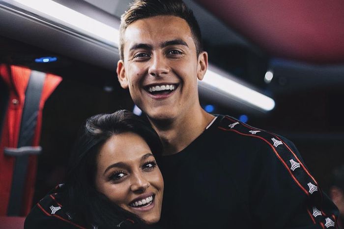 Keromantisan Paulo Dybala dan Oriana Sabatini