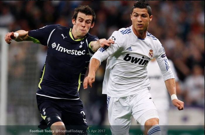 Gareth Bale (kiri) dan Cristiano Ronaldo saat Tottenham Hotspur dan Real Madrid berduel di Liga Champions 2010-2011.