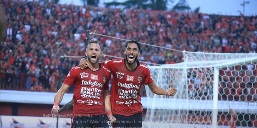 Diwarnai Keributan, Bali United Ungguli Borneo FC di Babak Pertama