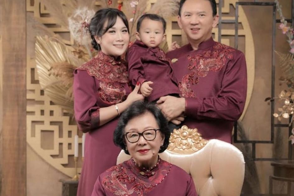 Foto Keluarga Celine Evangelista / 3 Tahun Menikah Intip  