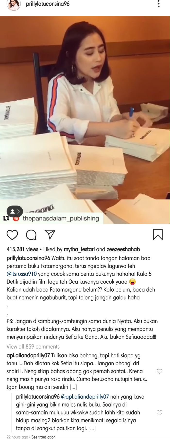 Prilly Latuconsina membalas komentar netizen yang menuding bahwa cerita di dalam novel tersebut merupakan curahan kerinduan Prilly terhadap Aliando.