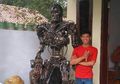 Mirip Terminator, Cowok ini Bikin Robot Seharga Rp 50 Juta dari Onderdil Bekas