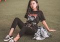 Tren Sepatu Fashion 2020: Tren Sneakers Wanita dengan Sentuhan Boyish Bakal Diminati