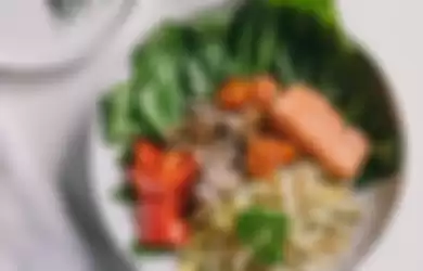 Salah satu makanan sehat yang bisa dikonsumsi adalah menu dari Serasa Salad