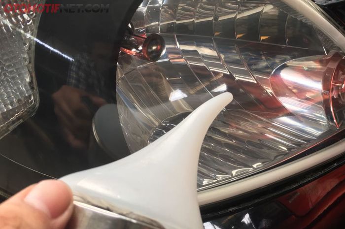 Jurus Bikin Lampu Mobil Bening Lagi Dengan Nano Burn 