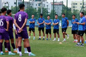 ASEAN Cup U-19 2024 di Surabaya, Pelatih Vietnam Ngeluh Lagi Soal Cuaca Panas