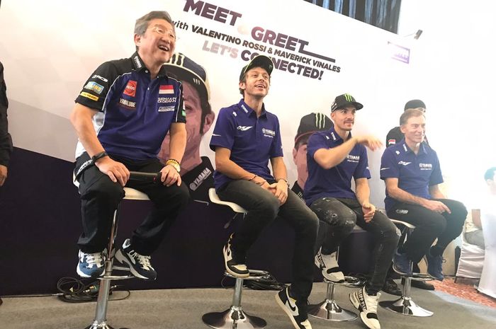 Valentino Rossi dan Maverick Vinales melakukan meet and great dengan para fansnya di Jakarta, Selasa (4/2/2020)