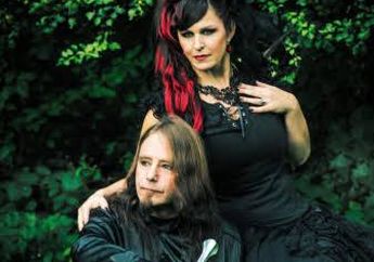 Ibarat Beauty and the Beast, 5 Rekomendasi Lagu Metal Gahar yang Duetnya Bareng Vokal Manis Cewek!