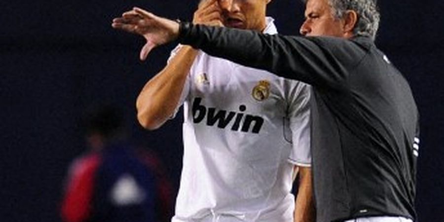 4 Alasan Cristiano Ronaldo Tak Mungkin Gabung ke AS Roma
