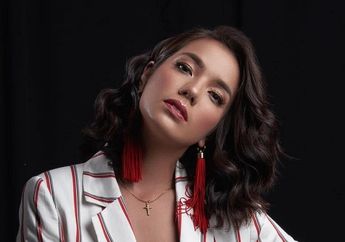 Lebih Pilih Duit Ketimbang Popularitas hingga Rela Kerja di Kelab Malam, Artis Blasteran yang Pernah Hamil di Luar Nikah Ini Sekarang Tinggali Rumah Mewah di Bali Usai Tak Lagi Jadi Budak Narkoba