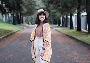 Intip 6 Gaya Modis Ify Alyssa dengan Outfit Warna Kuning. Kece Banget!