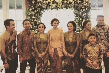 Jarang Terekspos, Yuni Shara dan Krisdayanti Ternyata Punya 2 Adik ...