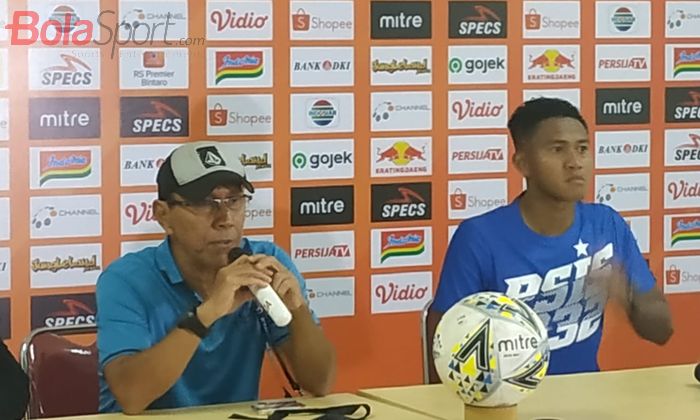 Pelatih dan pemain PSIS Semarang, Bambang Nurdiansyah serta Ganjar Mukti seusai laga kontra Persija Jakarta, Minggu (15/9/2019).