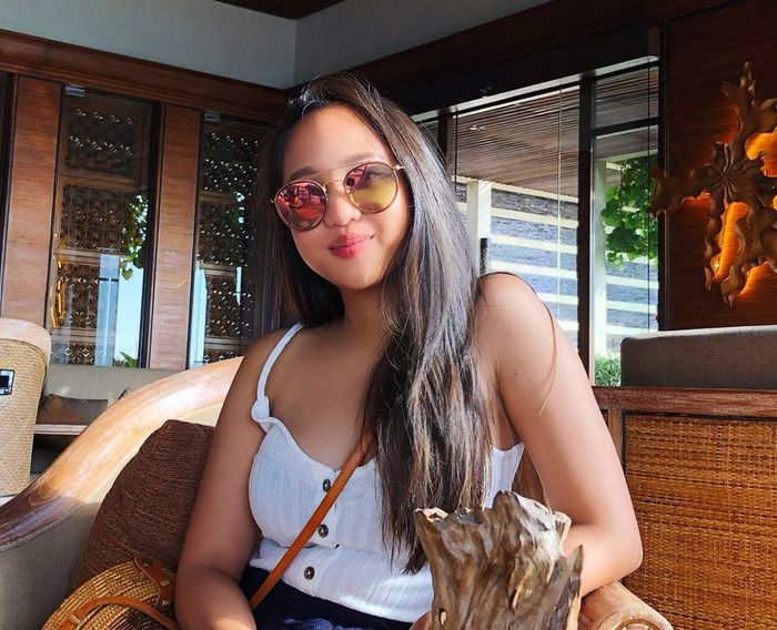 Instagram.com/farrahhab
Farrah Habibie